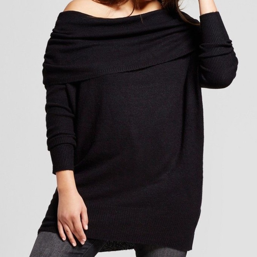 Black over sized off the shoulder sweater.